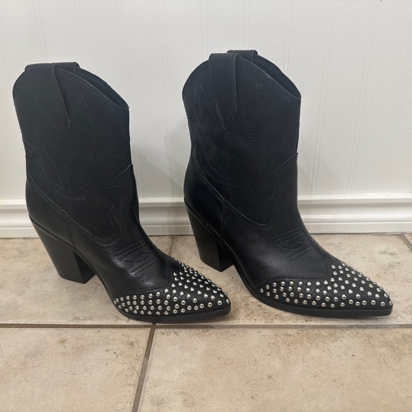 Women's Omaha Studded Cowboy Booties - Picture 3 of 6